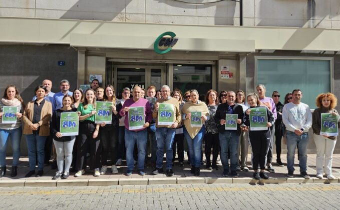 CSIF Málaga se concentra por el 8M bajo el lema Uniendo esfuerzos