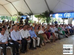 Asistentes acto campaña PP