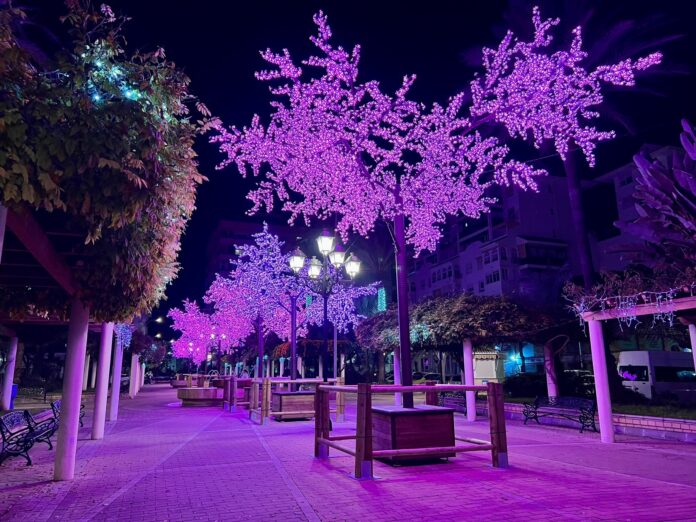 Foto archivo: Iluminación navideña Fuengirola