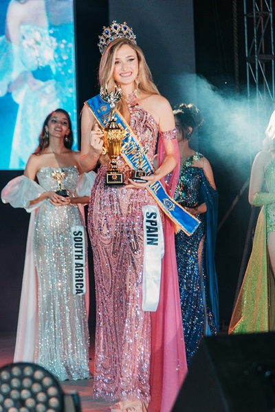 Lorena_Ruiz_(Spain)_Miss_Teen_Supranational_2023_Autor_Yahsabaot_CC BY 4.0